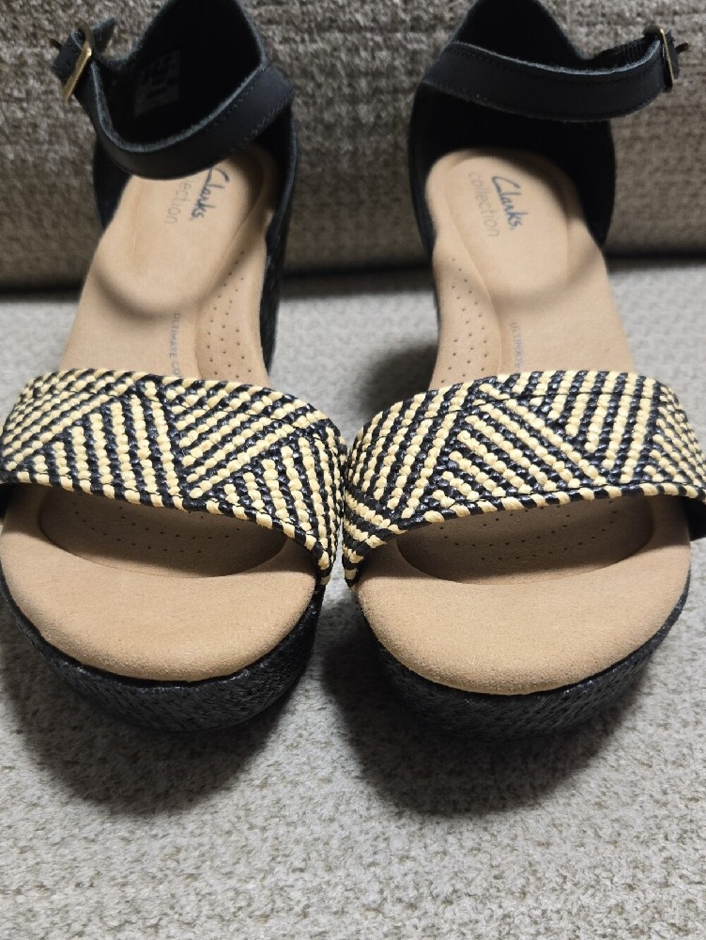 Clarks Rose Ease Women's Black and Natural Woven Ankle-Strap Wedge Sandals 7 - Picture 2 of 7